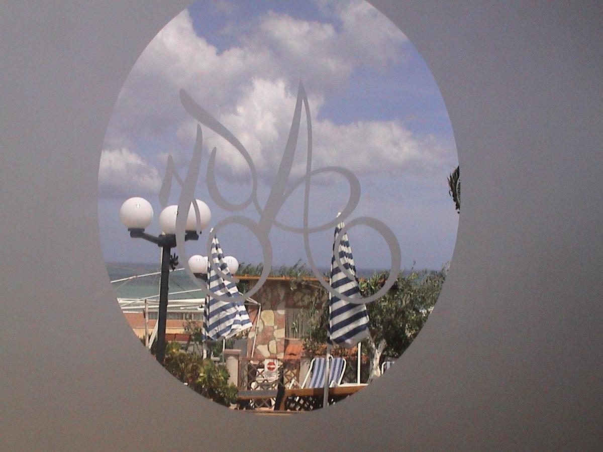 Accussi Bed & Breakfast Alcamo Marina Exterior photo